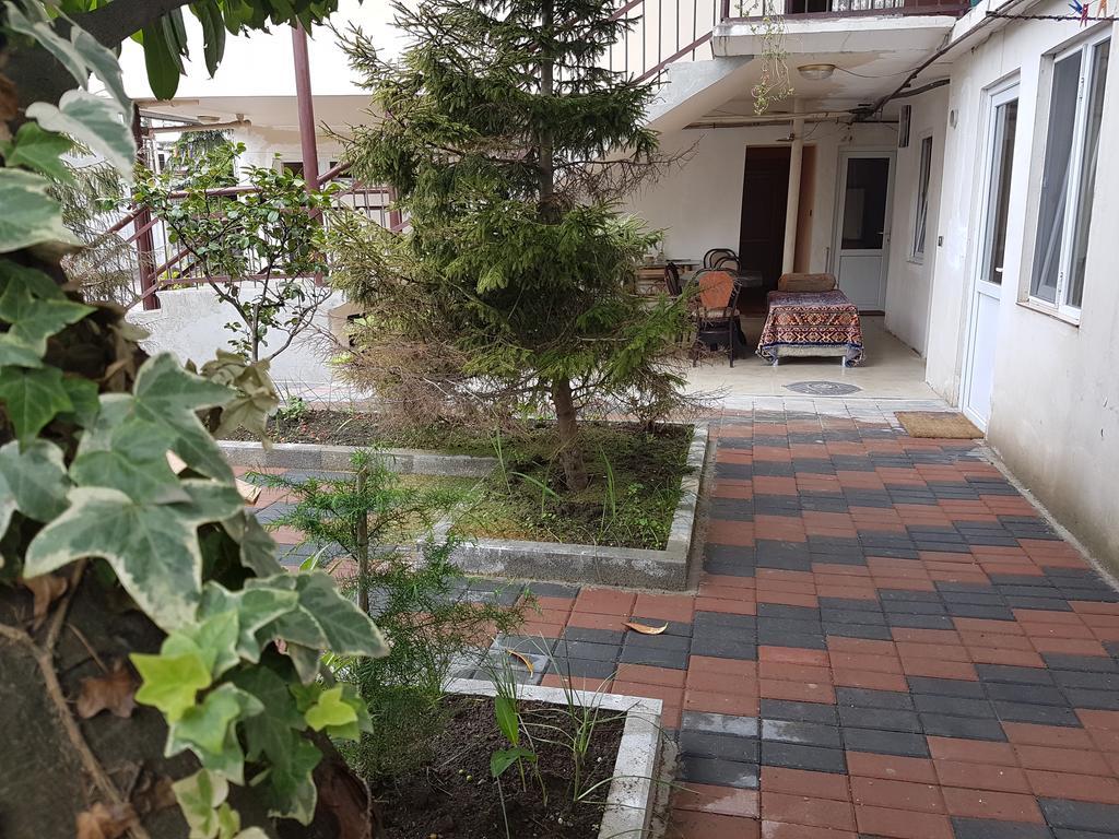 Guesthouse 97 In Batumi Eksteriør billede